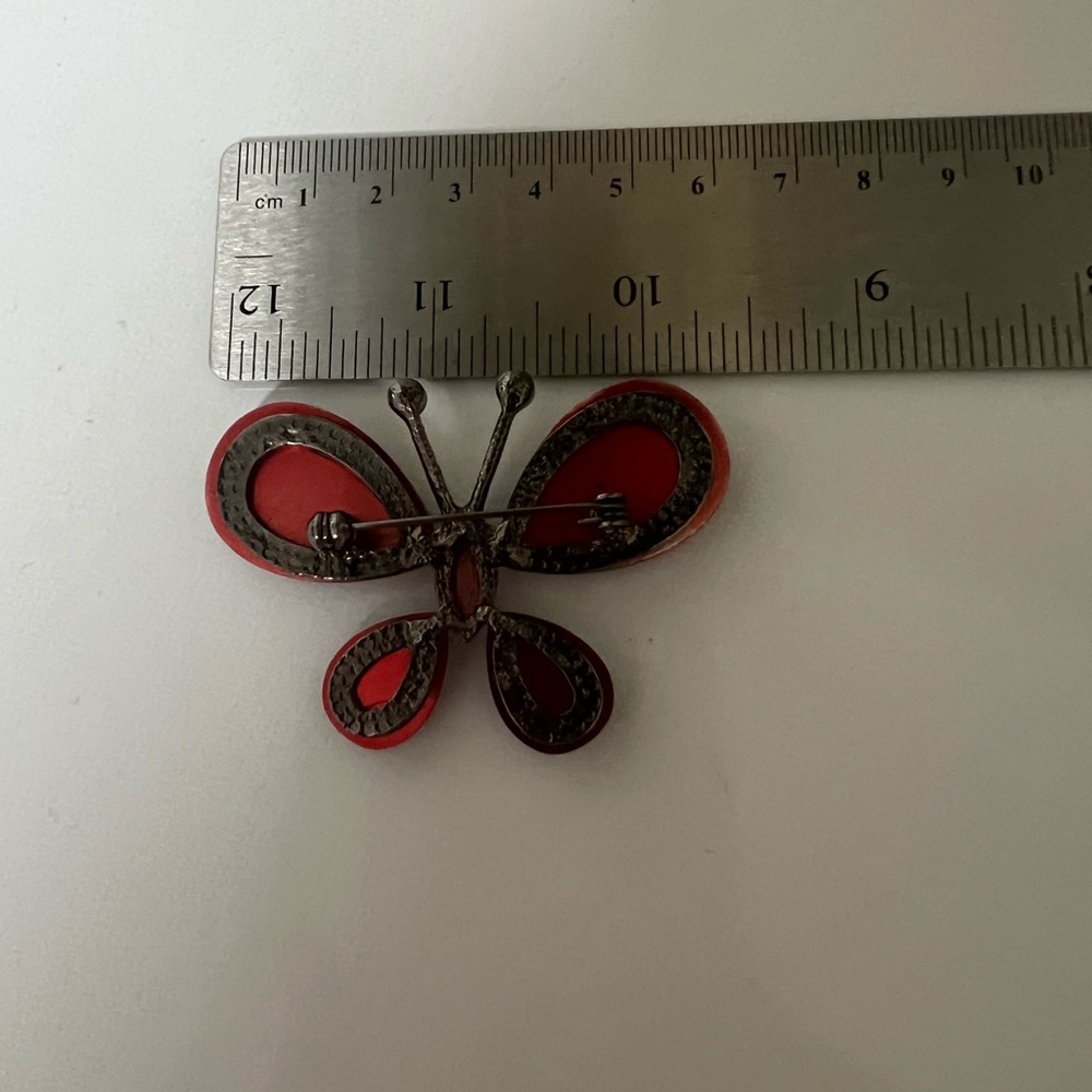 Red Butterfly Brooch Stunning - Picture 6 of 8